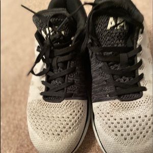 APL sneaker EUC